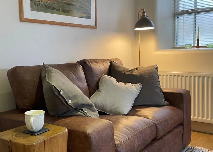 1 Bed In 94065 Nyaraló Watermillock